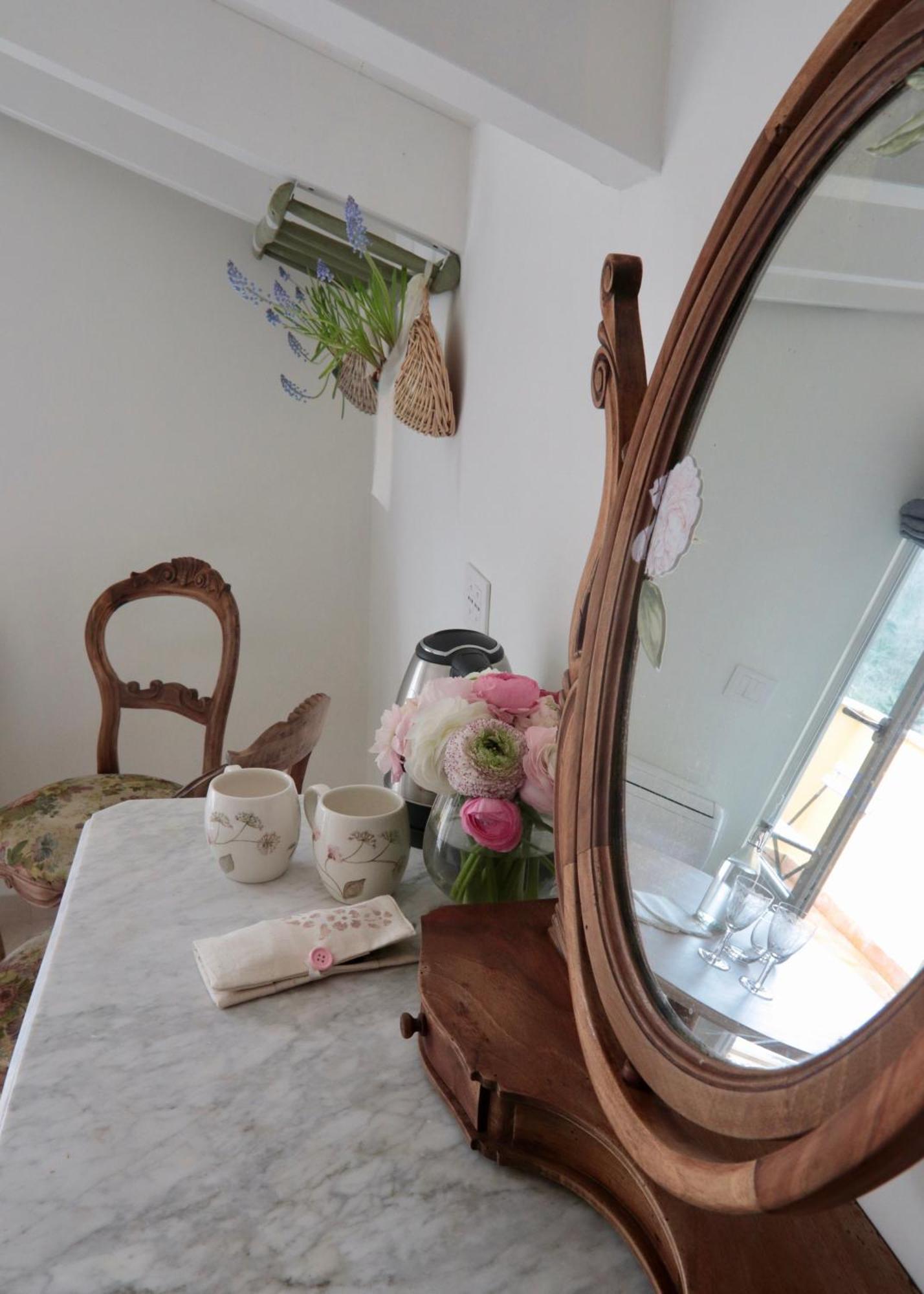 Casa Viola Bed And Breakfast Dimora Di Campagna Calice Ligure Exterior foto